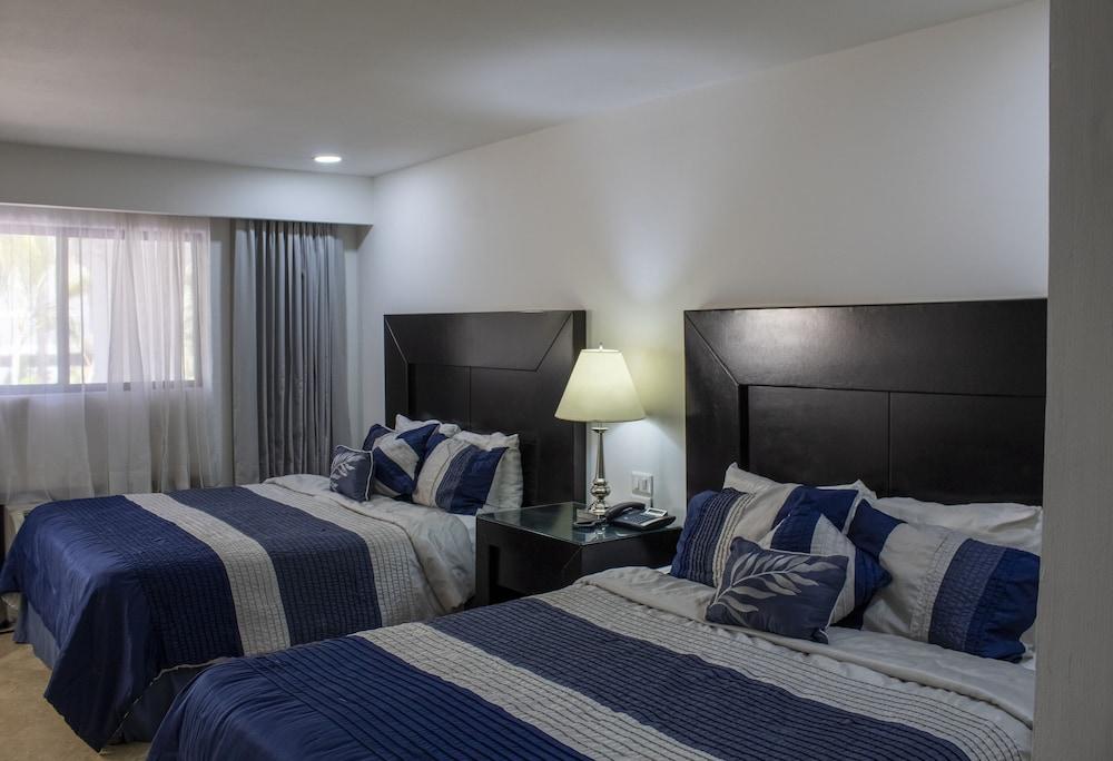 Wyndham Garden Los Mochis Plaza Inn Εξωτερικό φωτογραφία